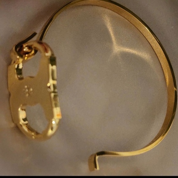 ( SALE ) gold Gemini Link ID bracelet - Picture 5 of 7